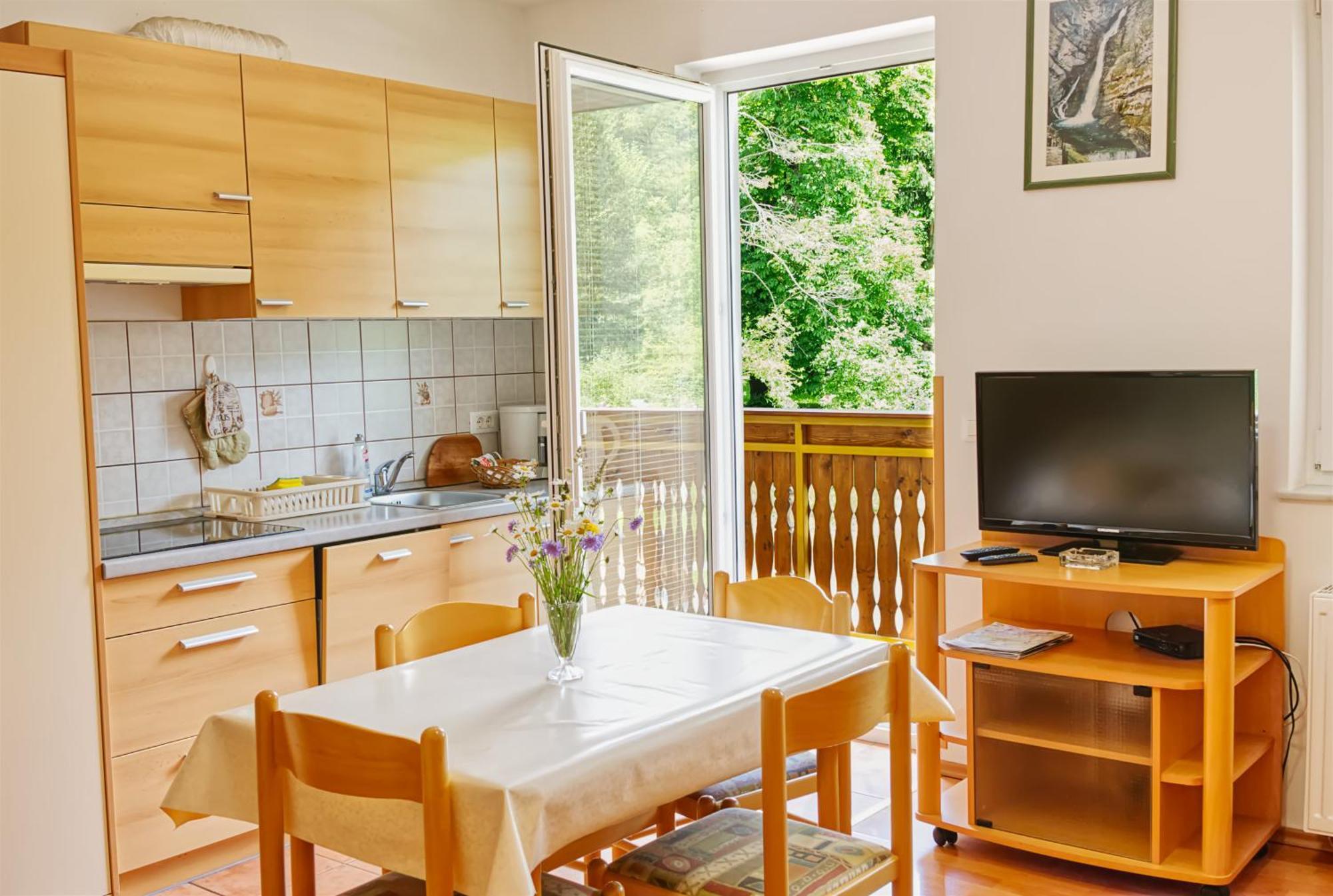 Apartments Kovacic Bohinj Bagian luar foto